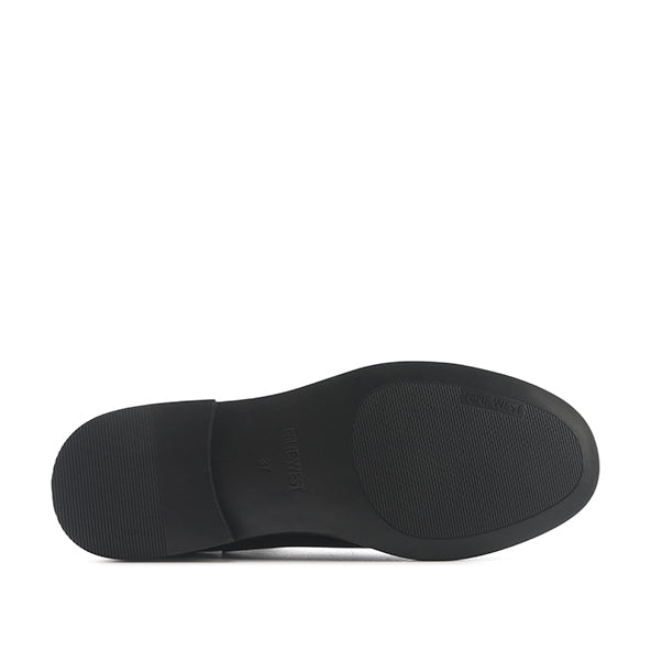 Nica Black