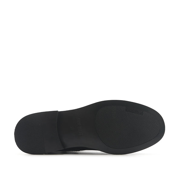 Norra Black