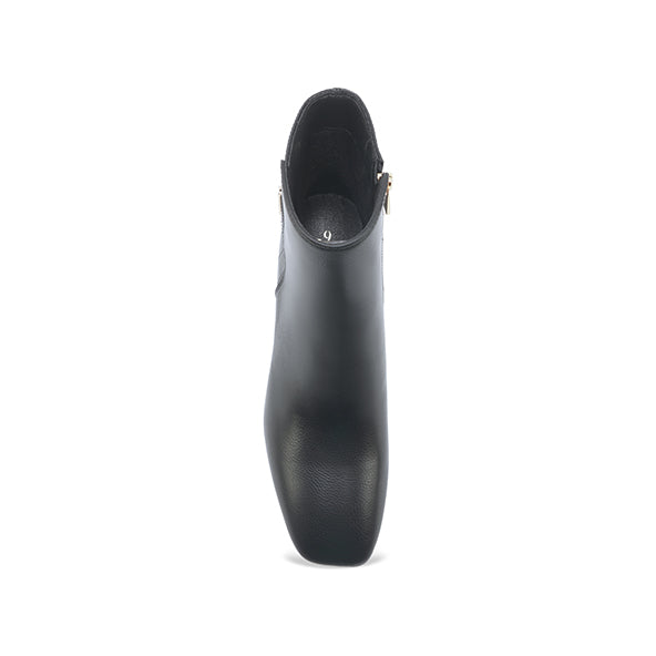 Thaso Black