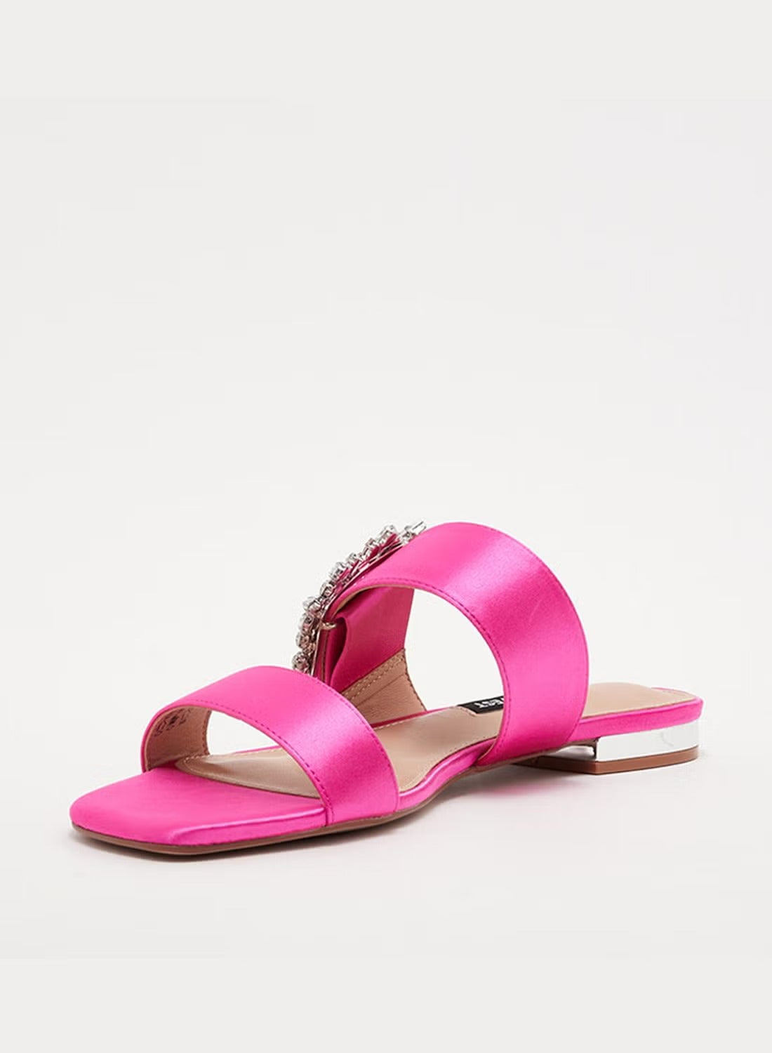 Buyro-Slippers-Fuschia