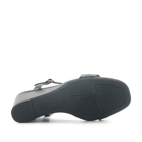 Naema Black