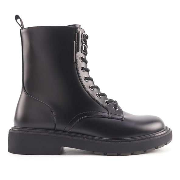 Desta Black