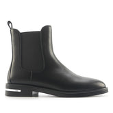 Nica Black