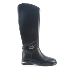 Nucia Black
