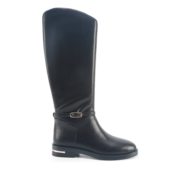 Nucia Black